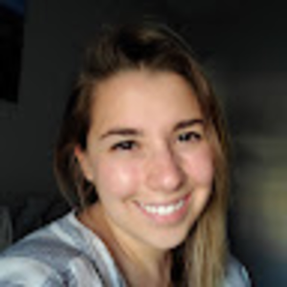 Meet your Posher, Julia